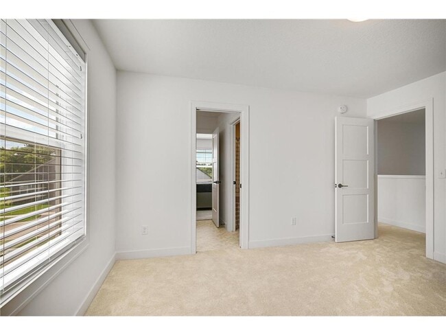 Building Photo - 10675 40th St N