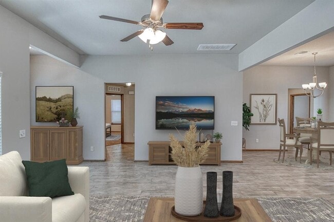 Building Photo - 432 Pergola St