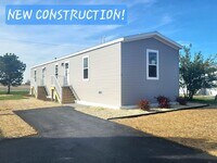 Building Photo - 8 Drake Ln