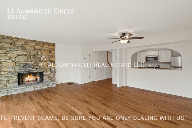 Building Photo - 11 Dawnwood Cir