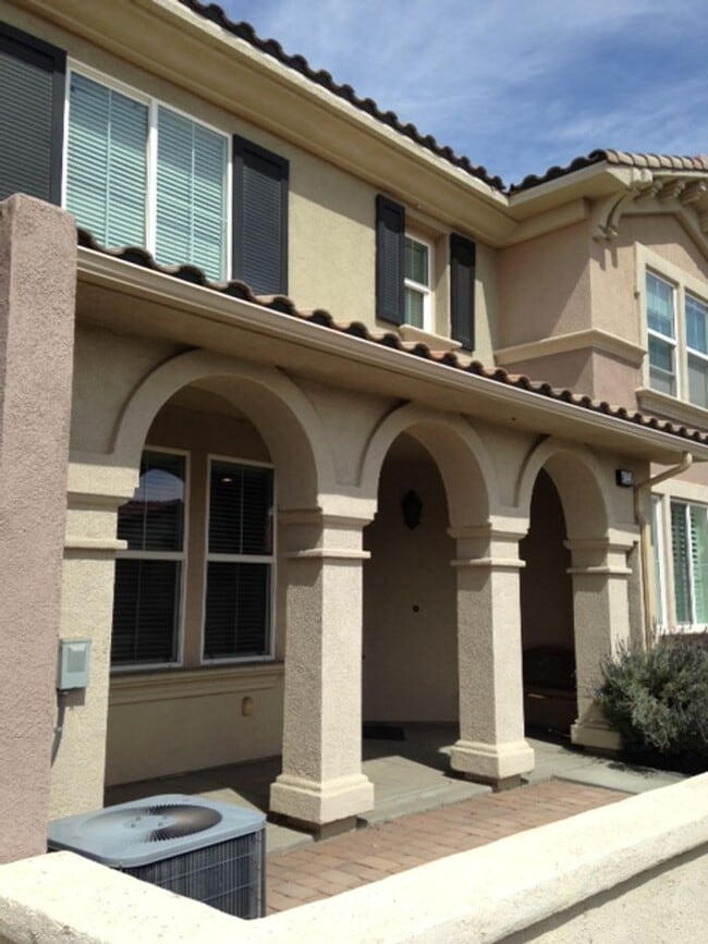 Building Photo - rosewell