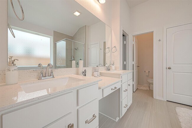Building Photo - 1838 Smithers Landing Dr