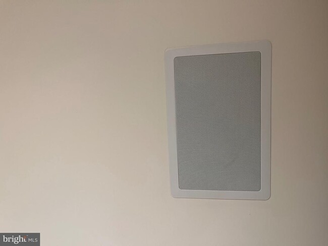 Building Photo - 12432 Gemstone Dr