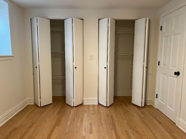 Building Photo - 2556 N Kedzie Blvd