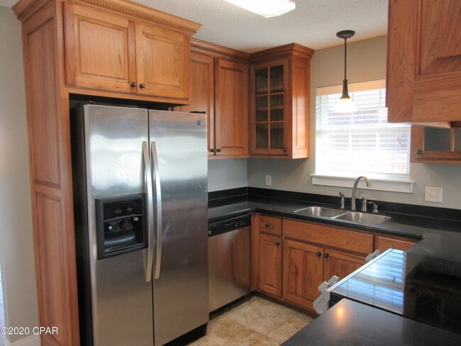 Building Photo - 4604 Bylsma Cir