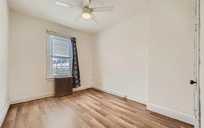 Building Photo - 1212 N Bentalou St