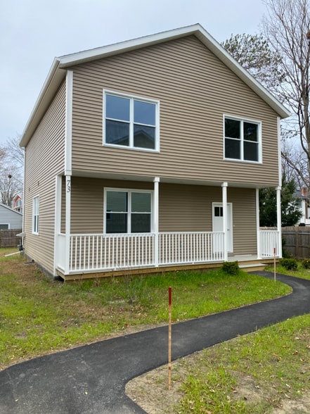 Building Photo - 45 Robin Wy