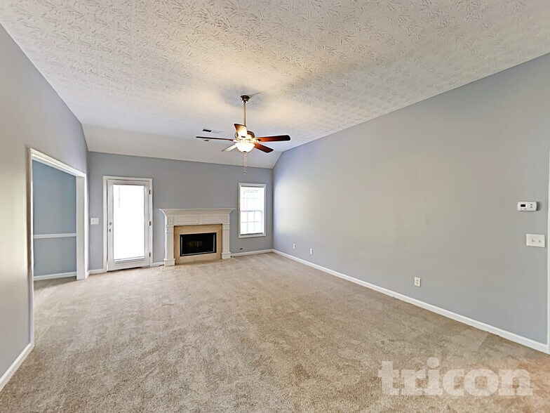 Building Photo - 200 Shenandoah Dr