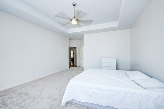 Building Photo - 14411 Chartley Falls Dr