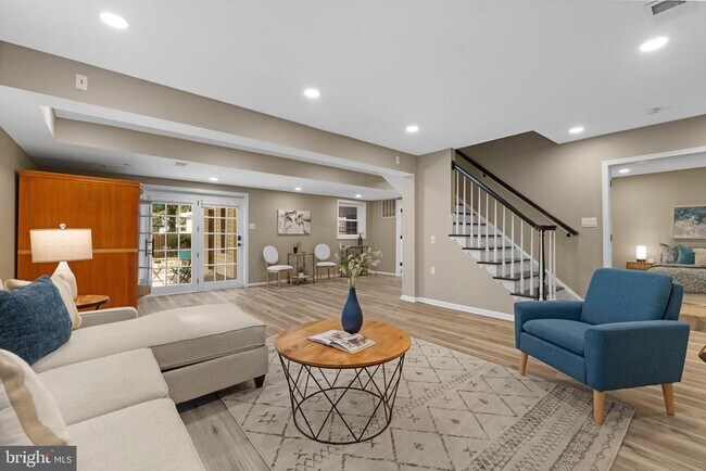 Building Photo - 10429 Headly Ct