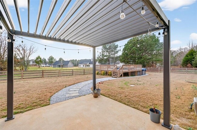 Building Photo - 612 Quail Ct