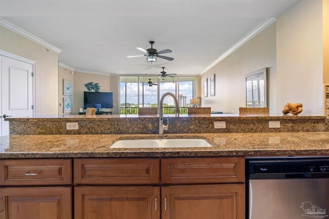 Building Photo - 608 Lost Key Dr