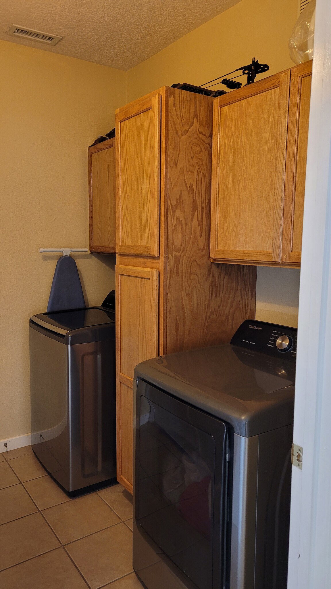 Building Photo - 2224 Mayapan Rd SE