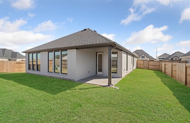 Building Photo - 25310 Framlingham Dr