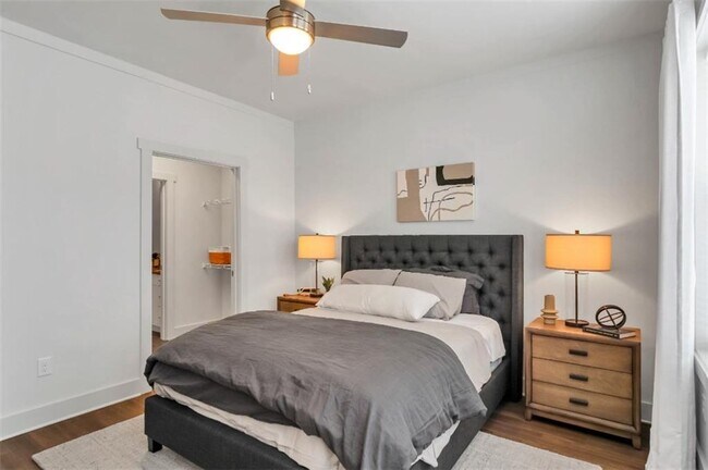 Building Photo - 300 Prominence Point Pkwy