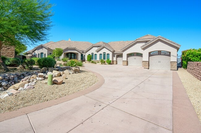 Building Photo - 1362 Pioneer Trail