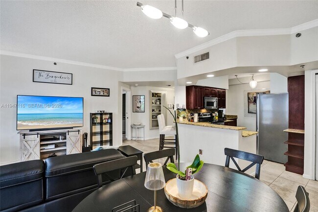 Building Photo - 3155 NE 184th St