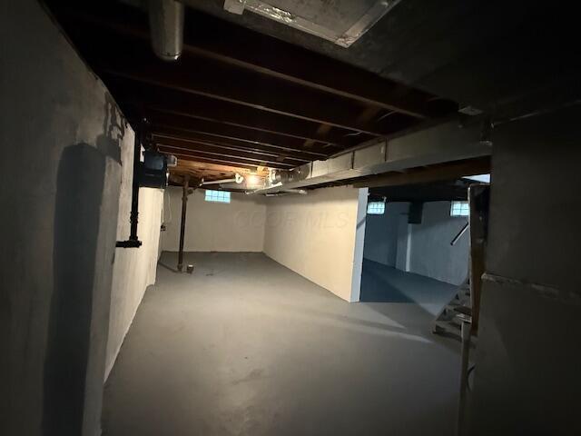 Building Photo - 886 Carolyn Ave