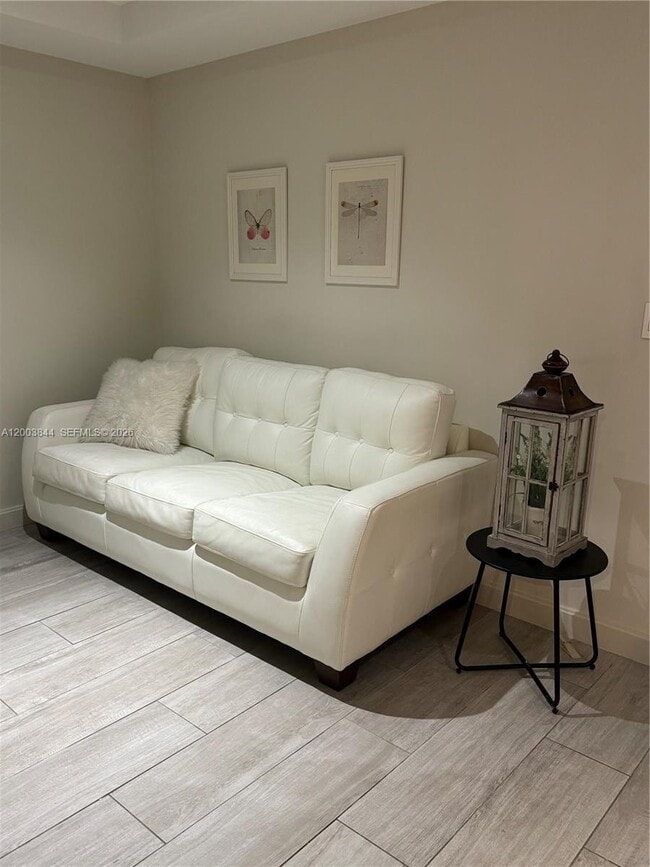 Building Photo - 55 SW 9th St