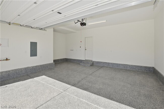 Building Photo - 12460 Kings Crk Pl