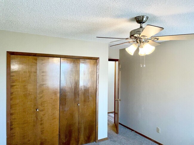 Building Photo - 2 Bedroom Patio Home With Central Air Conditioning