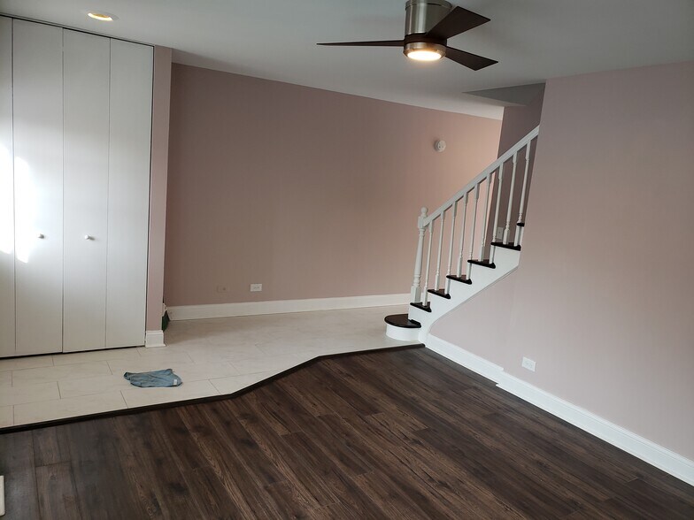 Building Photo - 2142 Rugen Rd