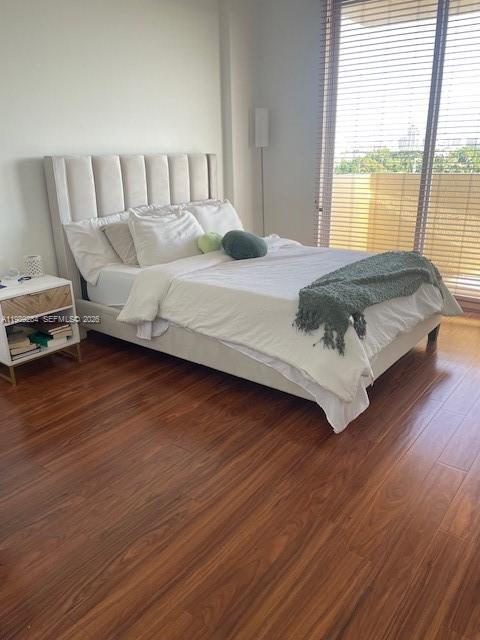 Building Photo - 215 SW 42nd Ave