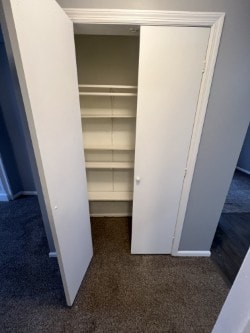 Building Photo - 6 Van Buren St