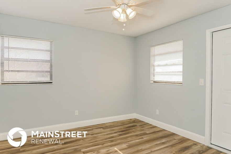 Building Photo - 1455 James Ave