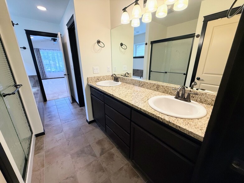 Building Photo - 3415 189th Pl SE