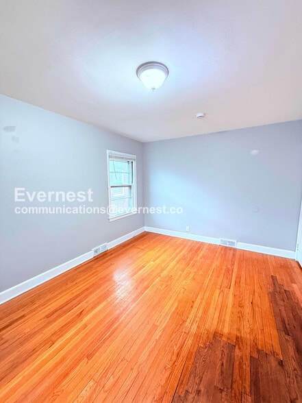 Building Photo - 20129 Stratford Rd