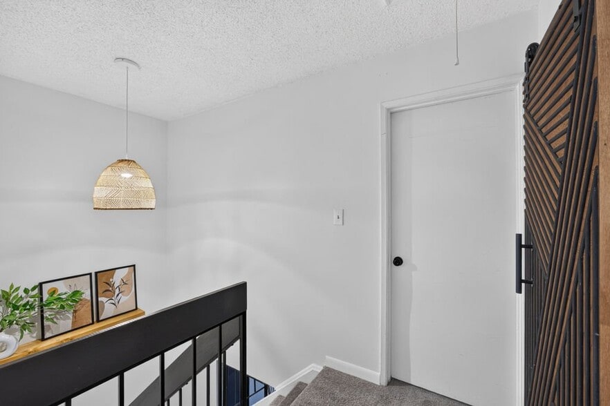 Building Photo - 2190 Cartwright Pl