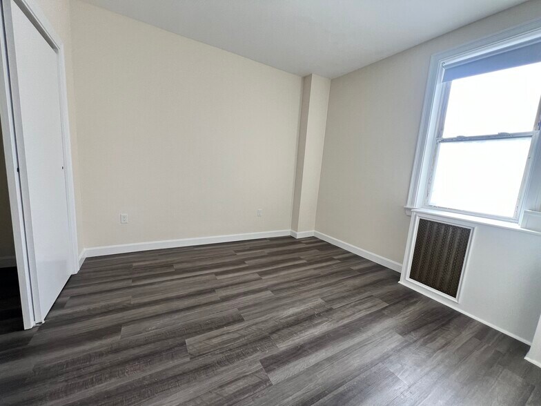 Building Photo - 132 Washington St