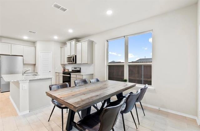 Building Photo - 759 Gentle Bird Dr