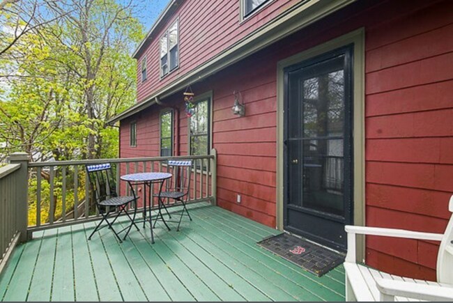 Building Photo - 88 Brush Hill Rd