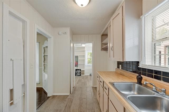 Building Photo - 912 Clairemont Ave