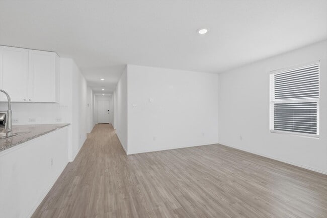 Building Photo - *Half off of the 1st months rent!*