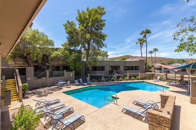 Building Photo - Condo in Cliffs Art North Mountain Community