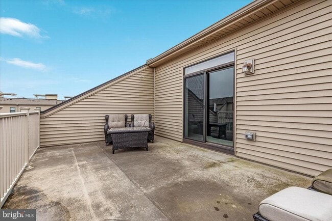 Building Photo - 44735 Medway Ter