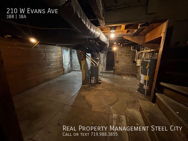 Building Photo - 210 W Evans Ave