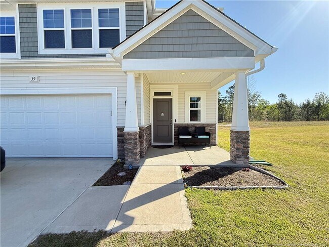 Building Photo - 39 Princelet Pt