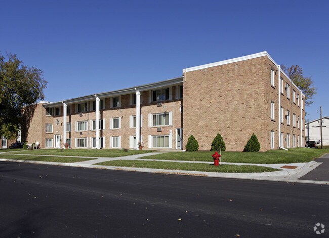 Building Photo - Country View Apartments