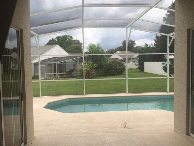 Building Photo - Spacious 4 Bed Pool Home!!!
