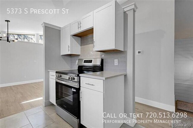 Building Photo - 5373 S Prescott St