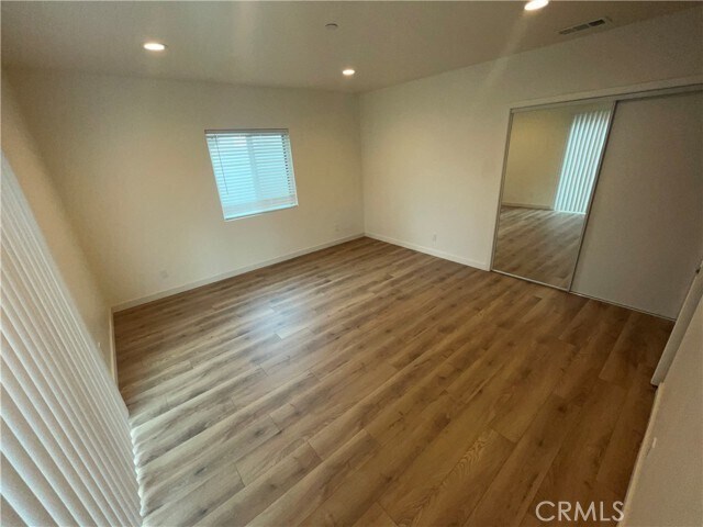 Building Photo - 1609 N Niagara St