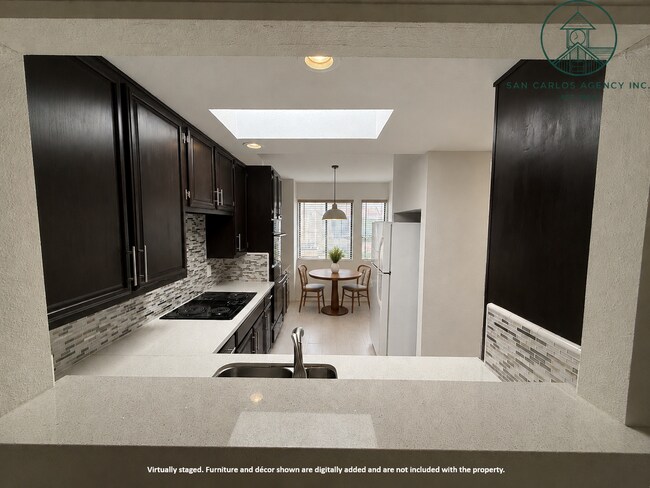 Building Photo - Spacious & Updated Two Bedroom Downtown Monterey Condominium