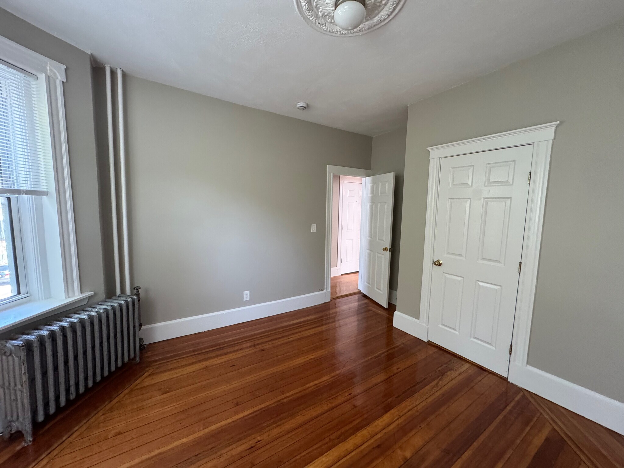 Building Photo - 62 Fayston St