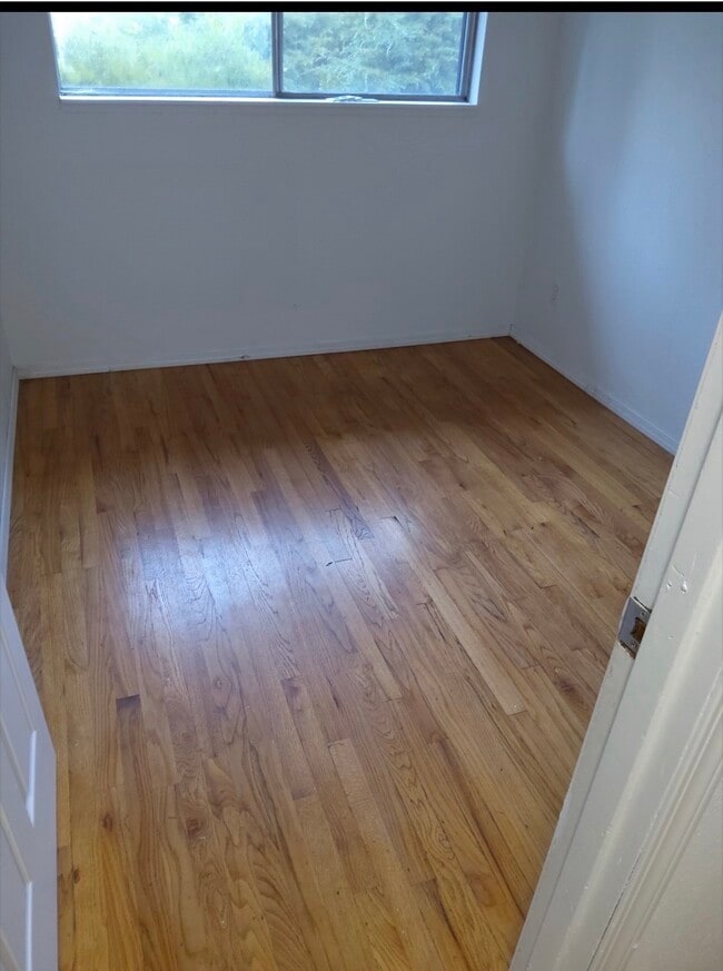 Building Photo - 30443 2nd Ave S