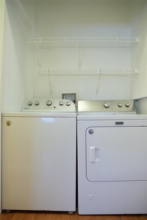 Building Photo - 419 N Fern Creek Ave