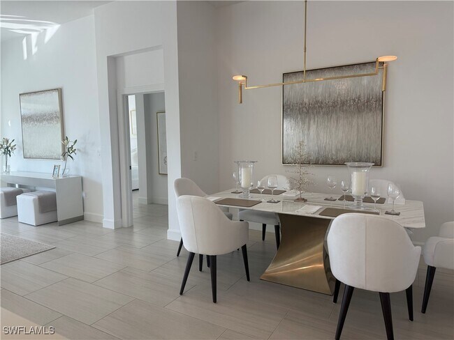 Building Photo - 16885 Fairgrove Way